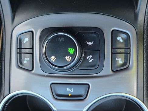 Used 2022 GMC Terrain AT4 w/ Infotainment Package II AWD/4WD image 16
