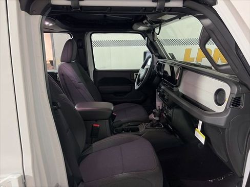 New 2026 Jeep Wrangler Unlimited Sport AWD/4WD image 9