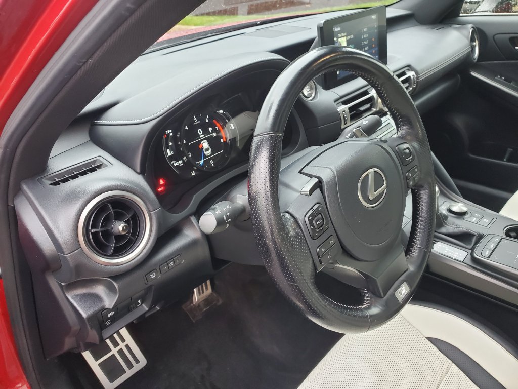 Used 2022 Lexus IS 350 F Sport AWD/4WD image 13