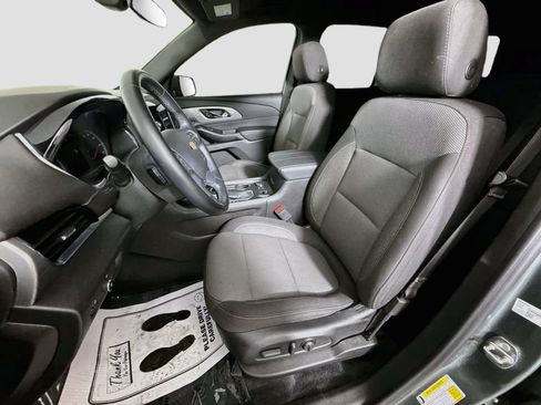 Used 2023 Chevrolet Traverse LT FWD image 19