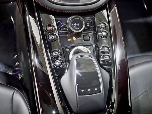 Used 2024 Aston Martin DBX 707 image 27