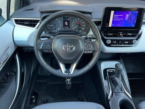 Certified 2025 Toyota Corolla SE w/ Convenience Package FWD image 14