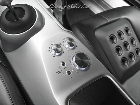 Used 2006 Ford GT image 16