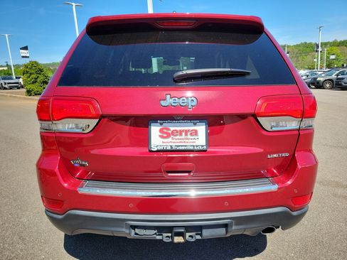Used 2015 Jeep Grand Cherokee Limited w/ Trailer Tow Group IV image 27