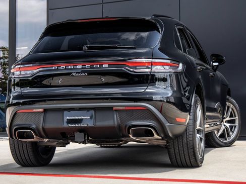 New 2026 Porsche Macan AWD/4WD image 11