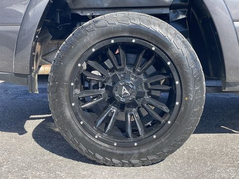 Used 2019 RAM 1500 Laramie RWD image 27