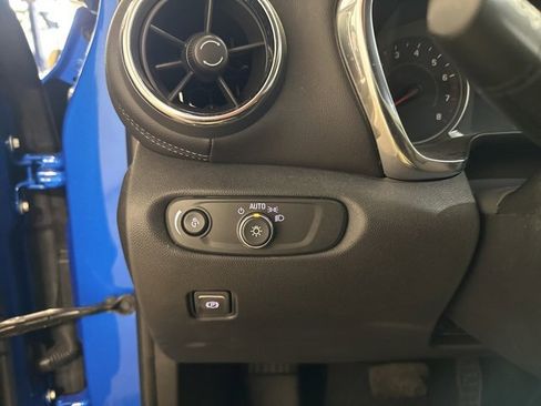 Used 2024 Chevrolet Blazer LT w/ Convenience Package image 19