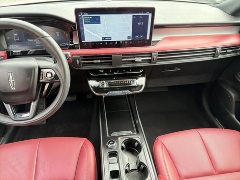 Certified 2023 Lincoln Corsair Reserve FWD image 15