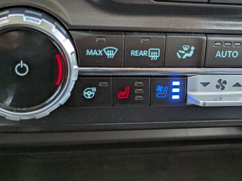 Certified 2024 Ford F250 Lariat w/ Chrome Package AWD/4WD image 30