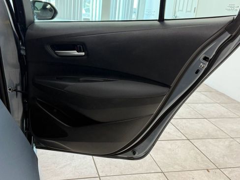 Used 2020 Toyota Corolla LE FWD image 21