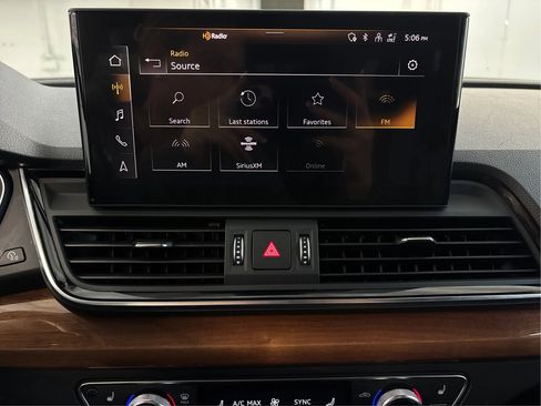 Used 2021 Audi Q5 2.0T Premium Plus w/ Premium Plus Package AWD/4WD image 41
