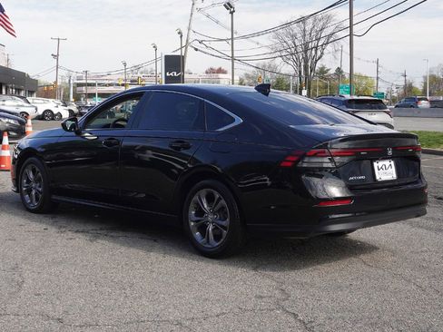 Used 2024 Honda Accord EX image 9