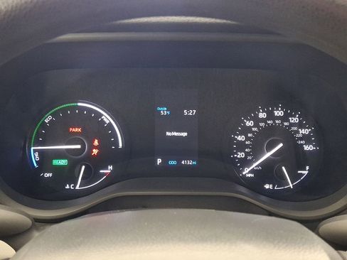 Used 2024 Toyota Sienna LE FWD image 13