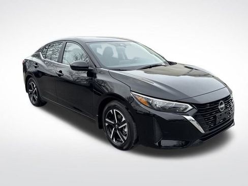 Used 2025 Nissan Sentra SV image 8