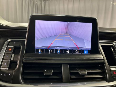 Used 2021 Chevrolet Tahoe Z71 image 18