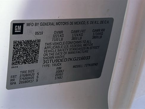 Used 2019 GMC Sierra 1500 SLT w/ SLT Premium Plus Package image 30