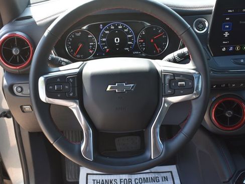 Used 2024 Chevrolet Blazer RS w/ Enhanced Convenience Package FWD image 21