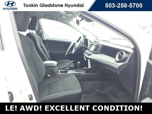 Used 2017 Toyota RAV4 LE image 21