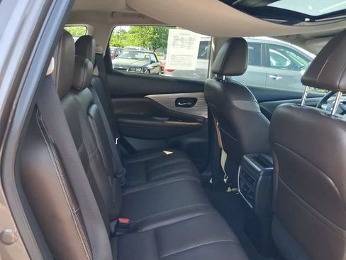 Used 2015 Nissan Murano Platinum w/ Platinum Technology Package FWD image 30