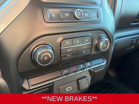 Used 2020 Chevrolet Silverado 1500 Custom w/ Custom Value Package RWD image 17