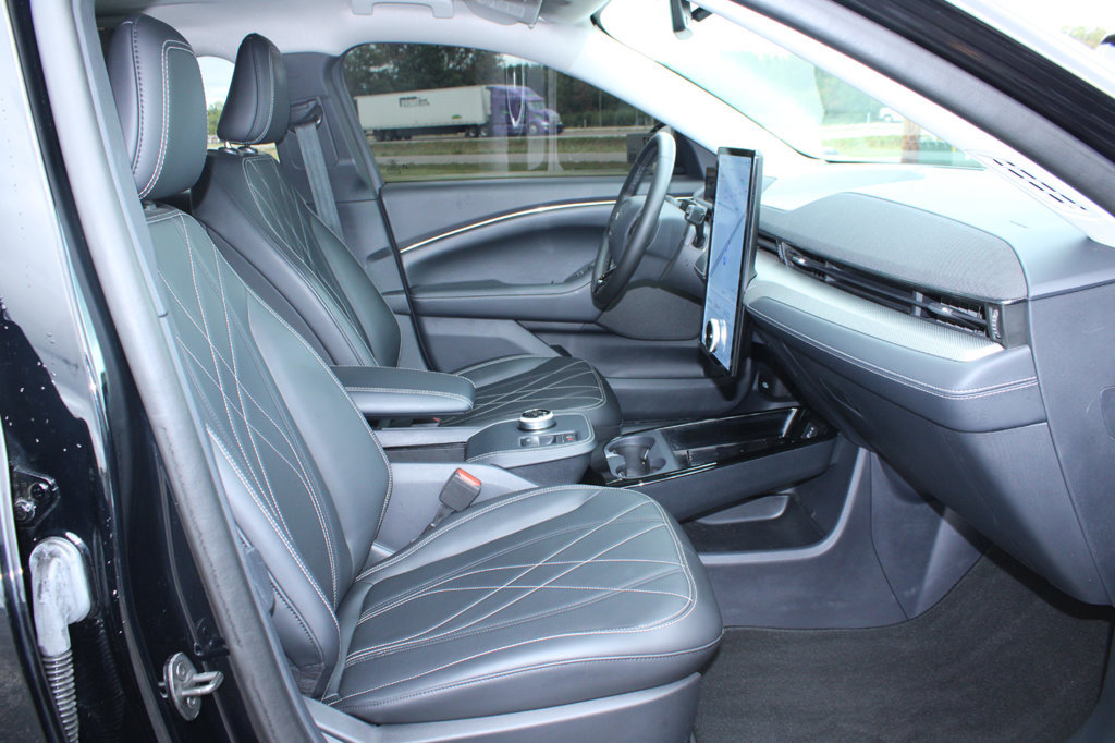 Used 2023 Ford Mustang Mach-E Select AWD/4WD image 32