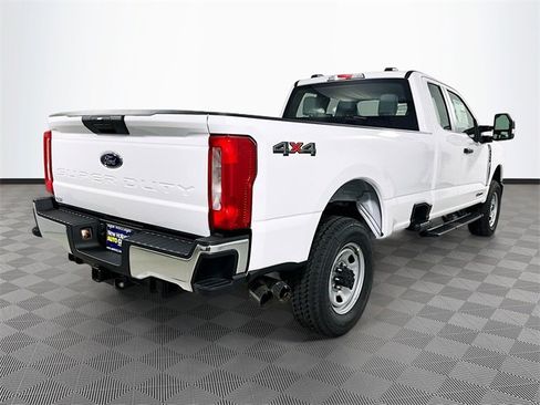 New 2026 Ford F350 XL w/ XL Chrome Package image 4