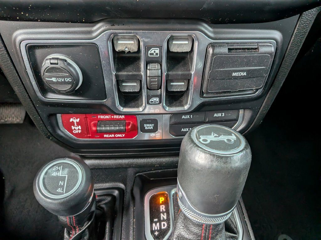 Used 2019 Jeep Wrangler Unlimited Rubicon AWD/4WD image 24