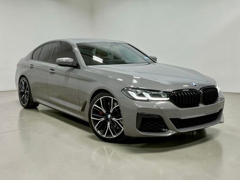 Used 2021 BMW M550i xDrive w/ Executive Package image 14