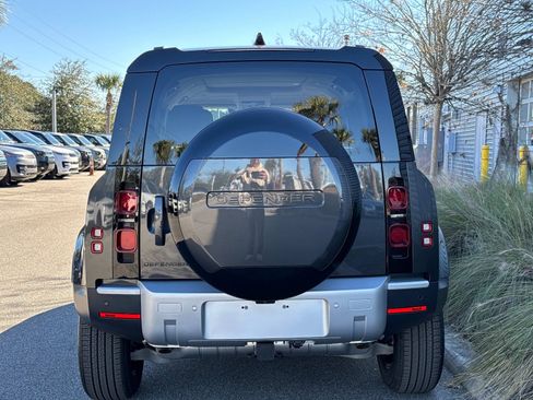 Certified 2025 Land Rover Defender 110 S image 3