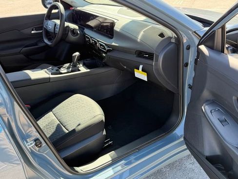 New 2026 Nissan Sentra SV FWD image 24