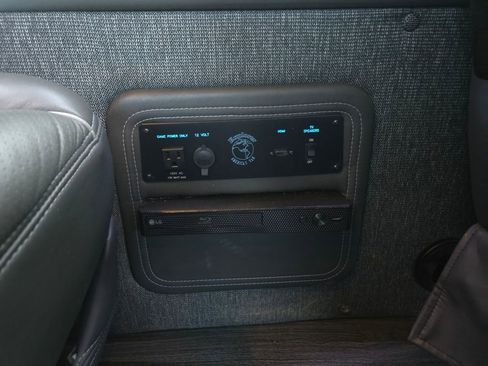 Used 2020 Mercedes-Benz Sprinter 2500 image 20