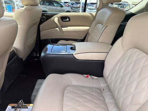 Used 2024 Nissan Armada Platinum w/ Captain's Chairs Package RWD image 35