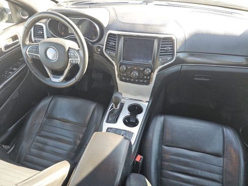 Used 2018 Jeep Grand Cherokee Limited image 29