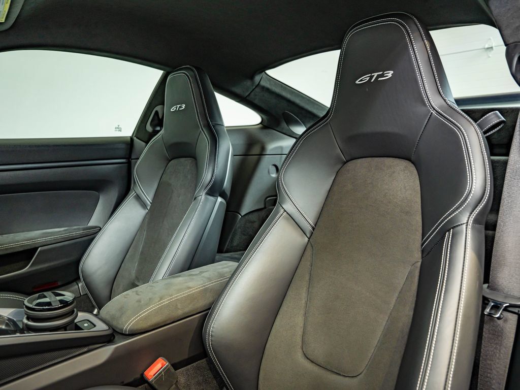 Certified 2022 Porsche 911 GT3 RWD image 49