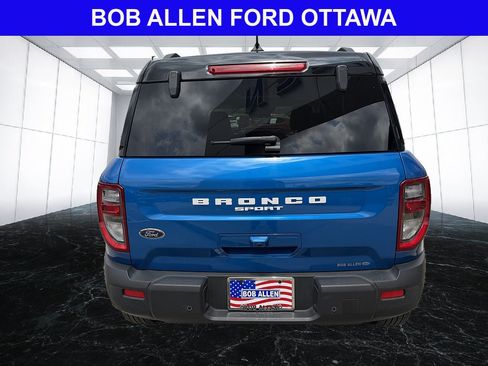 Used 2025 Ford Bronco Sport Outer Banks w/ Outer Banks Tech Package+ AWD/4WD image 4
