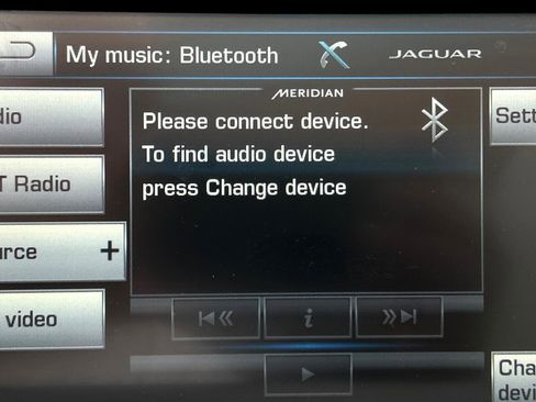 Used 2016 Jaguar F-TYPE Convertible image 28