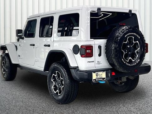 Used 2021 Jeep Wrangler Unlimited Rubicon 4xe w/ Dual Top Group AWD/4WD image 4