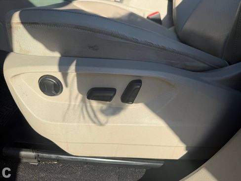 Used 2019 Volkswagen Atlas SE FWD image 16