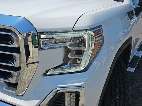 Certified 2022 GMC Sierra 1500 SLT w/ SLT Premium Package AWD/4WD image 35