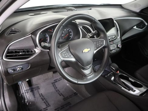 Used 2024 Chevrolet Malibu RS FWD image 22