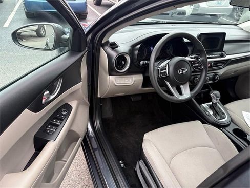 Used 2020 Kia Forte LXS image 6