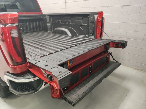 New 2026 GMC Sierra 2500 SLT image 21