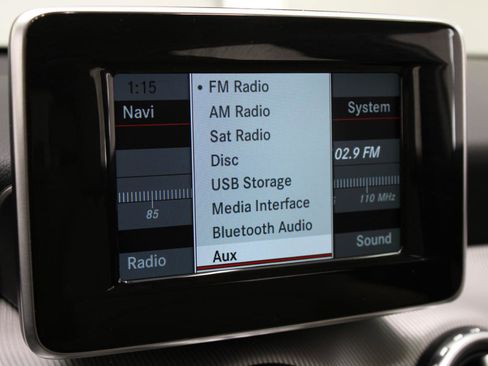 Used 2015 Mercedes-Benz GLA 250 image 57