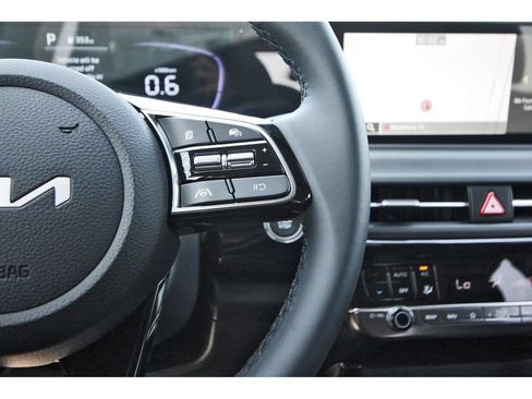 New 2026 Kia Seltos S FWD image 18