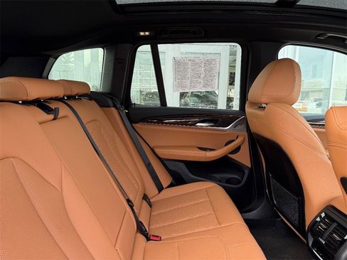 Used 2024 BMW X3 xDrive30i image 9