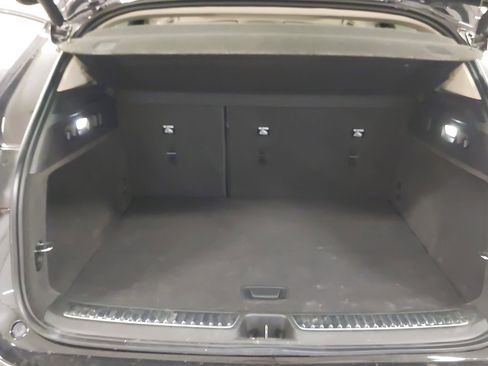 Used 2021 Buick Envision Essence w/ Technology Package I AWD/4WD image 27