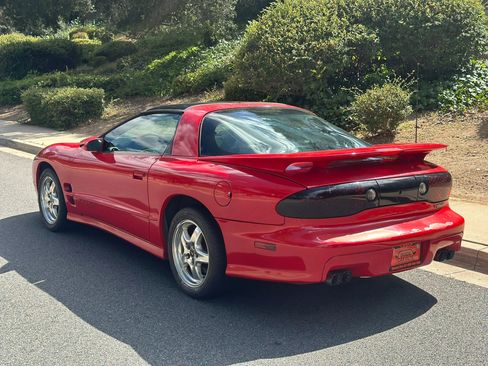 Used 2001 Pontiac Firebird Trans Am RWD image 3