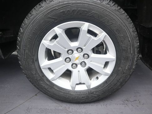 Used 2022 Chevrolet Colorado LT w/ LT Convenience Package RWD image 10