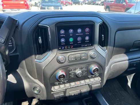 Used 2022 GMC Sierra 1500 Denali w/ Driver Alert Package II AWD/4WD image 13