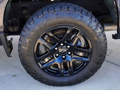 Used 2022 Chevrolet Silverado 1500 LT Trail Boss w/ LT Trail Boss Premium Package AWD/4WD image 13